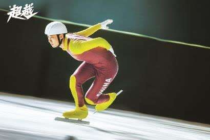 为什么女性在德州扑克中的表现往往比男性更理智、更稳健？（为何女性在德州扑克中的理性与稳健常优于男性？）